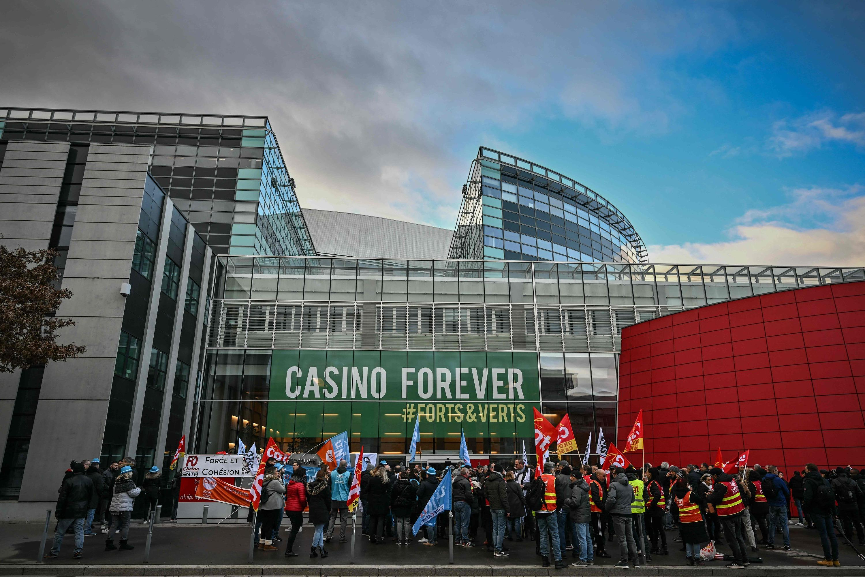 Casino: after a meeting with the buyers, the unions fear “an unprecedented social breakdown”