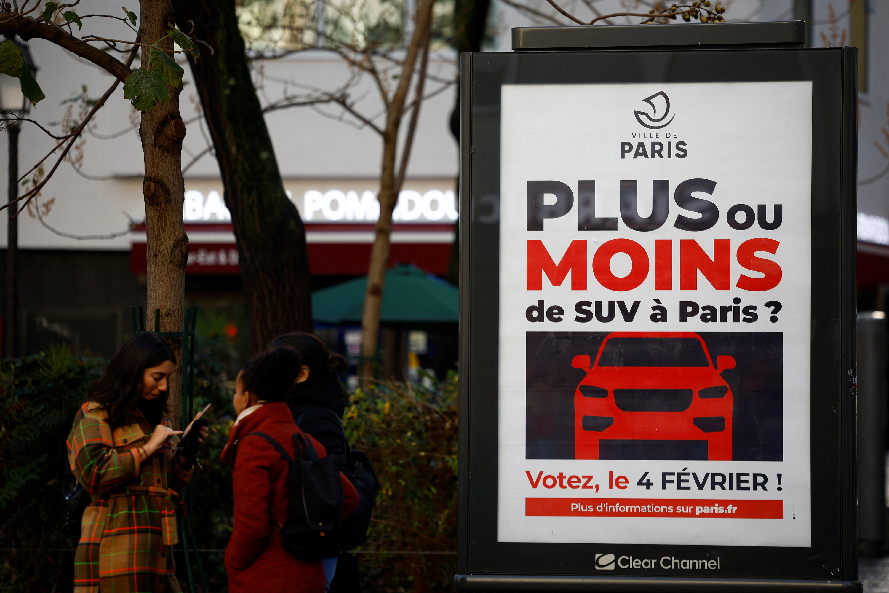 Anne Hidalgo wants to triple SUV parking prices in Paris