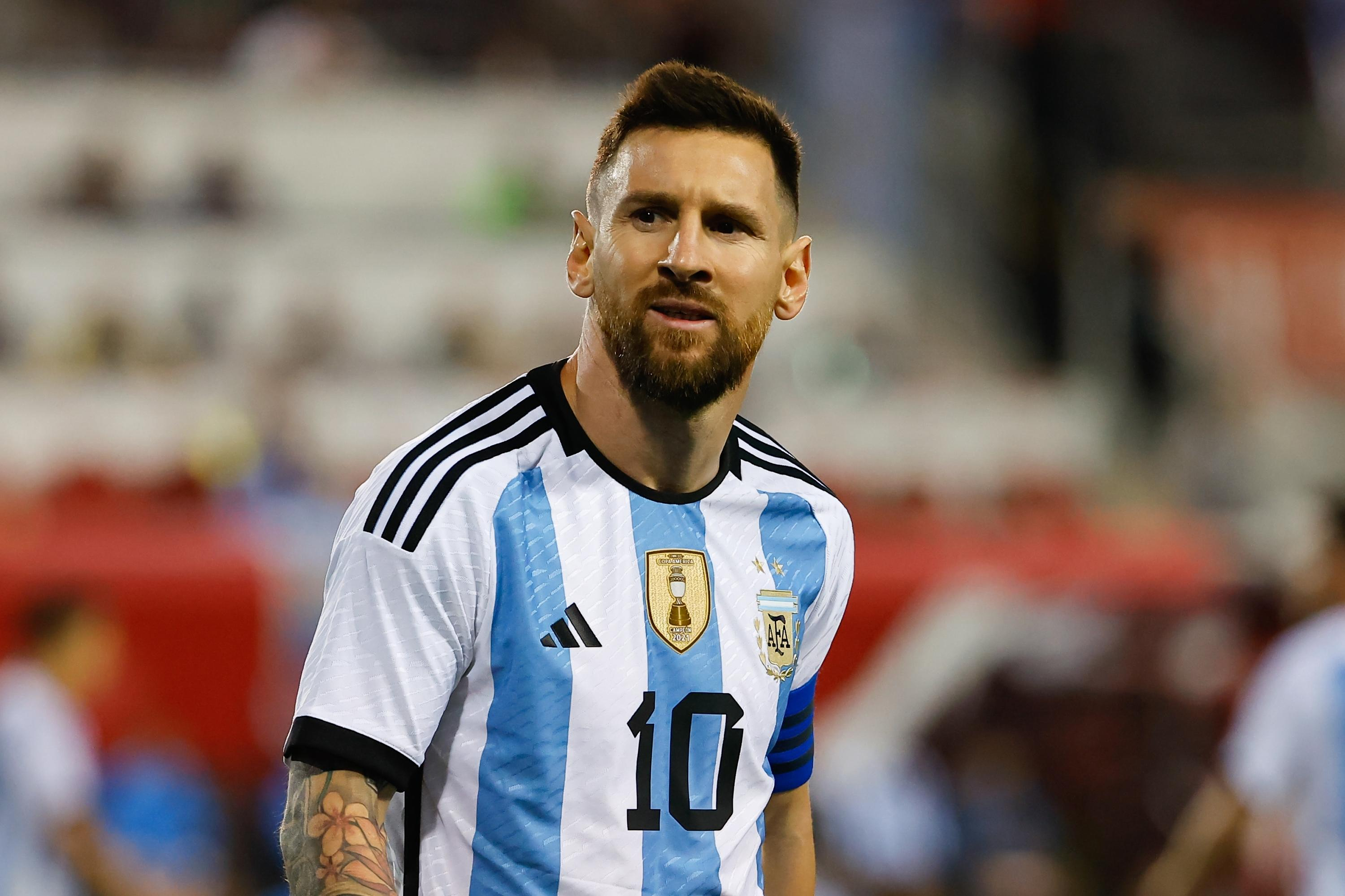 Football: $7.8 million at auction for Messi's jerseys at the 2022 World Cup