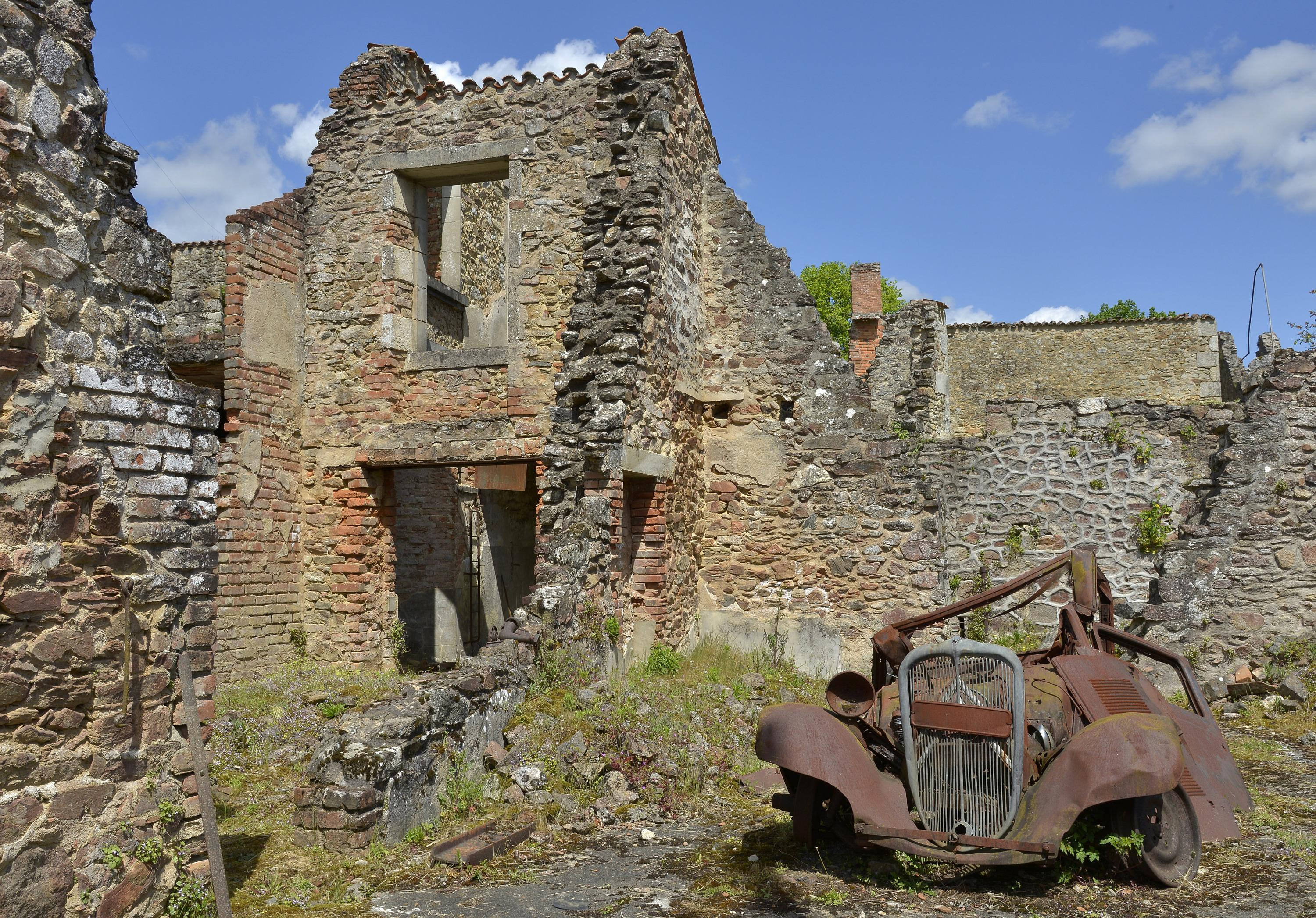 An exceptional donation of 500,000 euros for the village of Oradour-sur-Glane