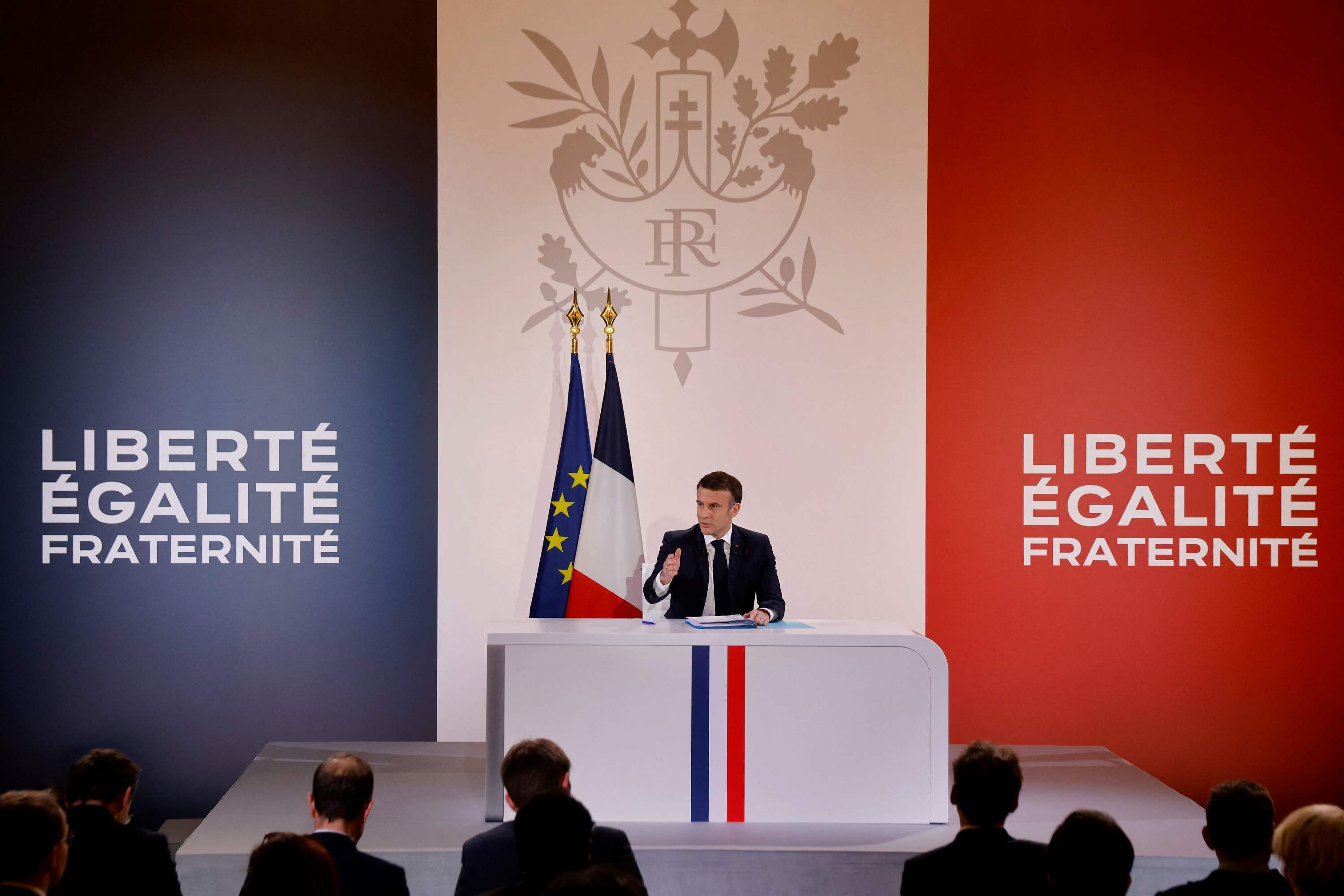 “Merit” remuneration of civil servants: what is Emmanuel Macron’s project?