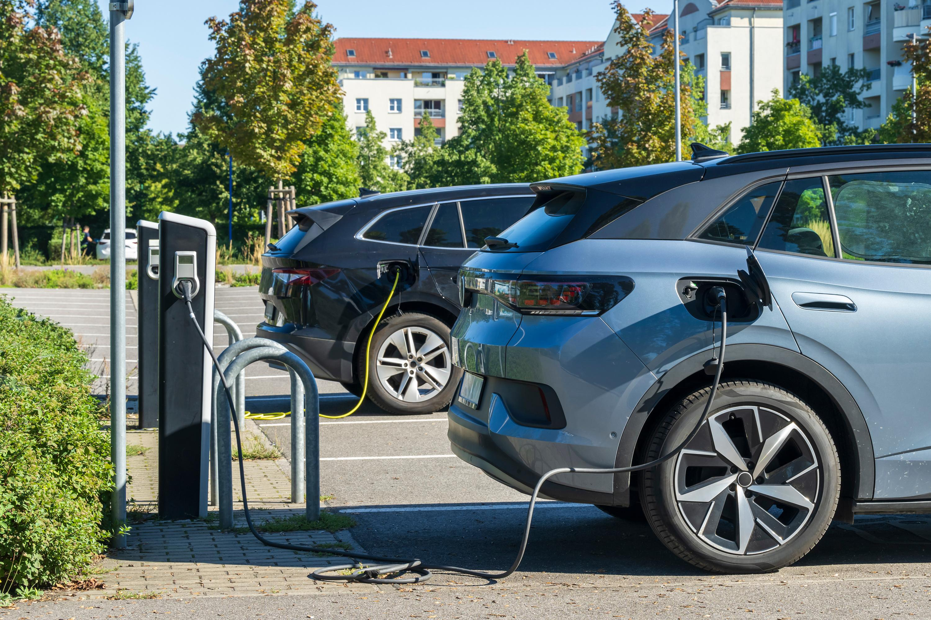 Germany: car sales increase in 2023 but electric slows down