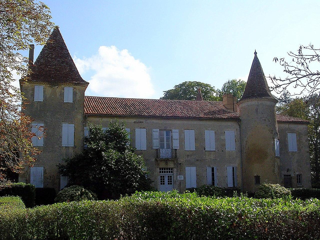 Château de d’Artagnan: communities surrender