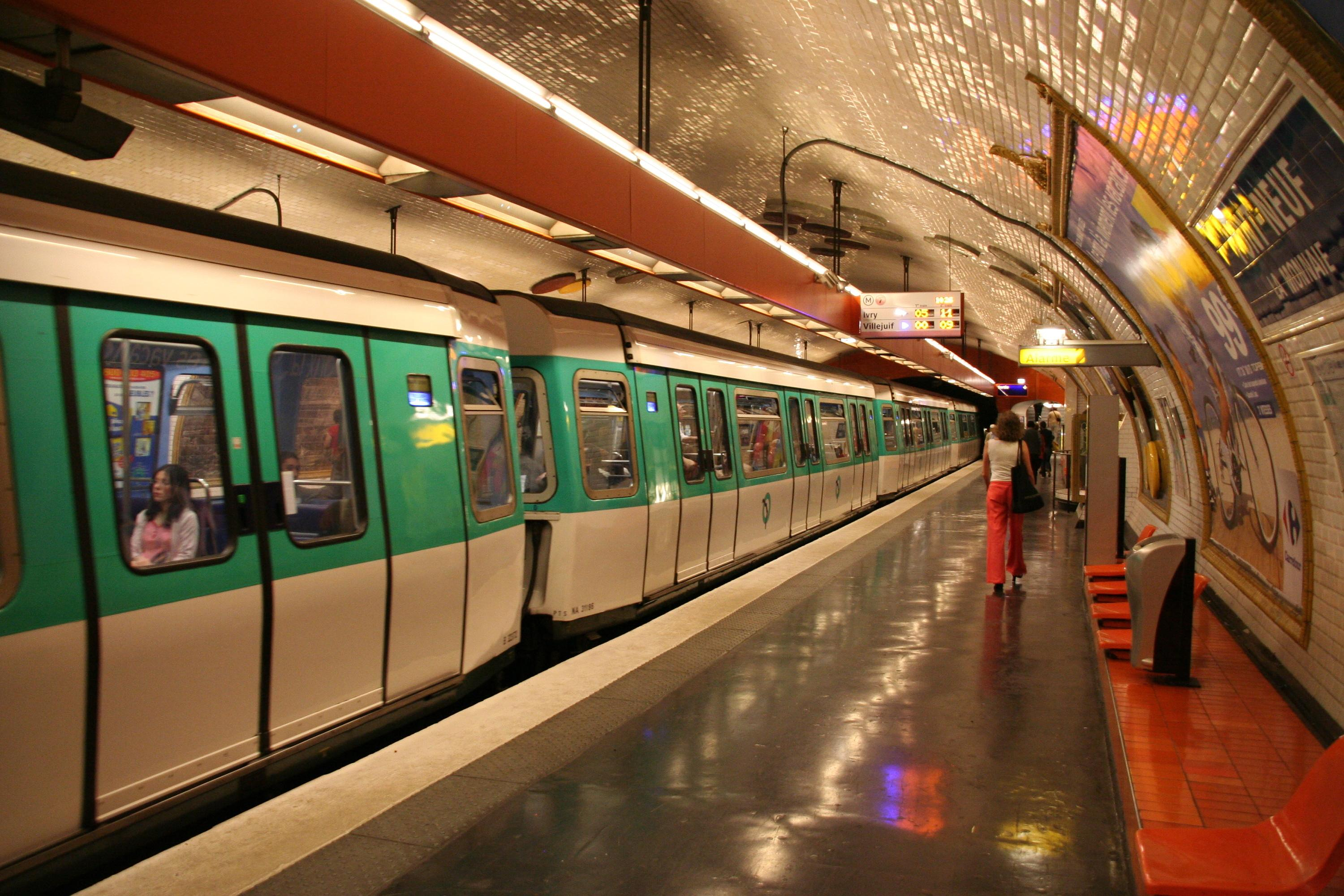 Find out which are the three most polluted Paris metro stations, according to an Airparif study