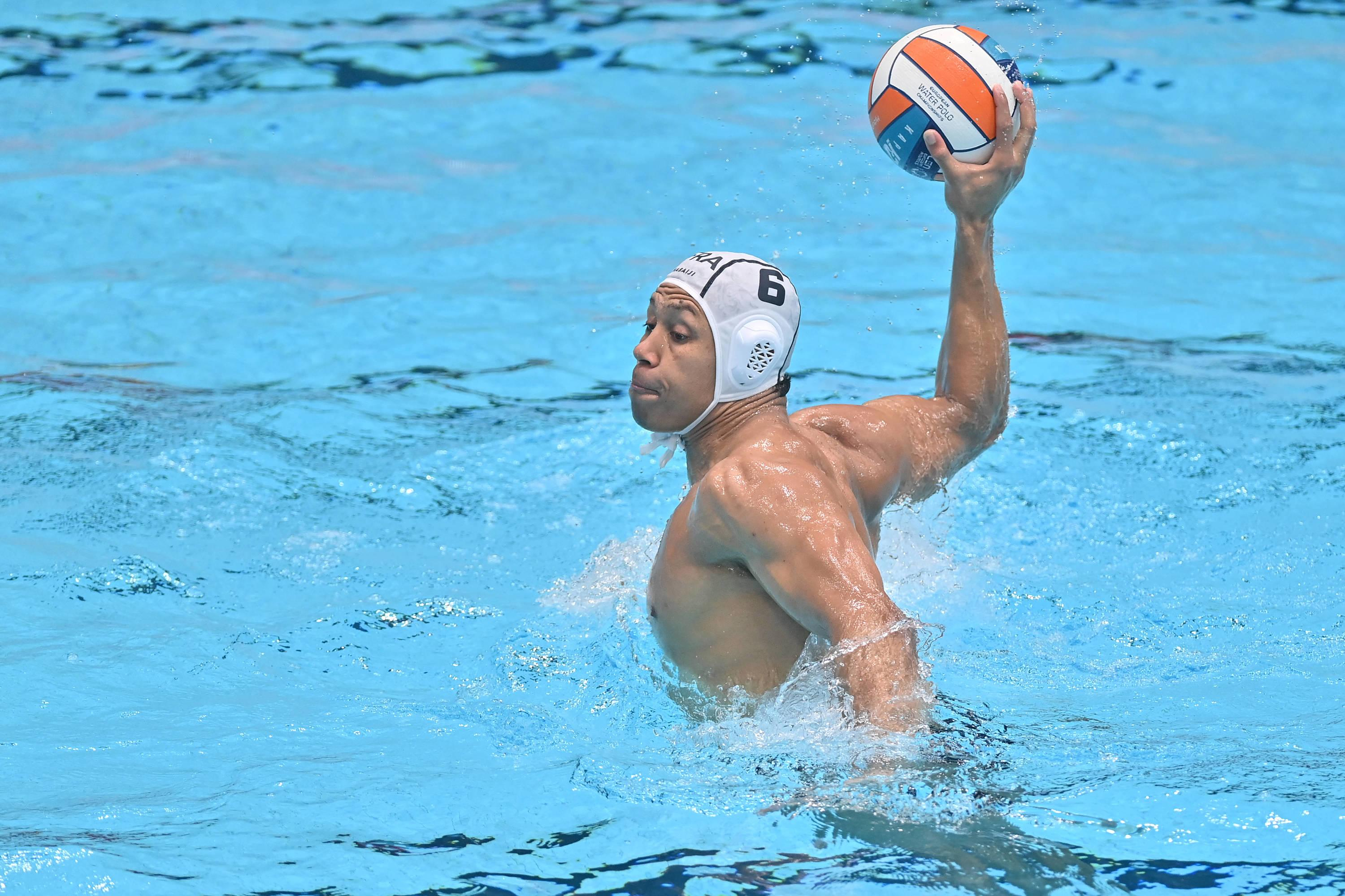 Water polo: the Blues dominate Brazil to start their world championship