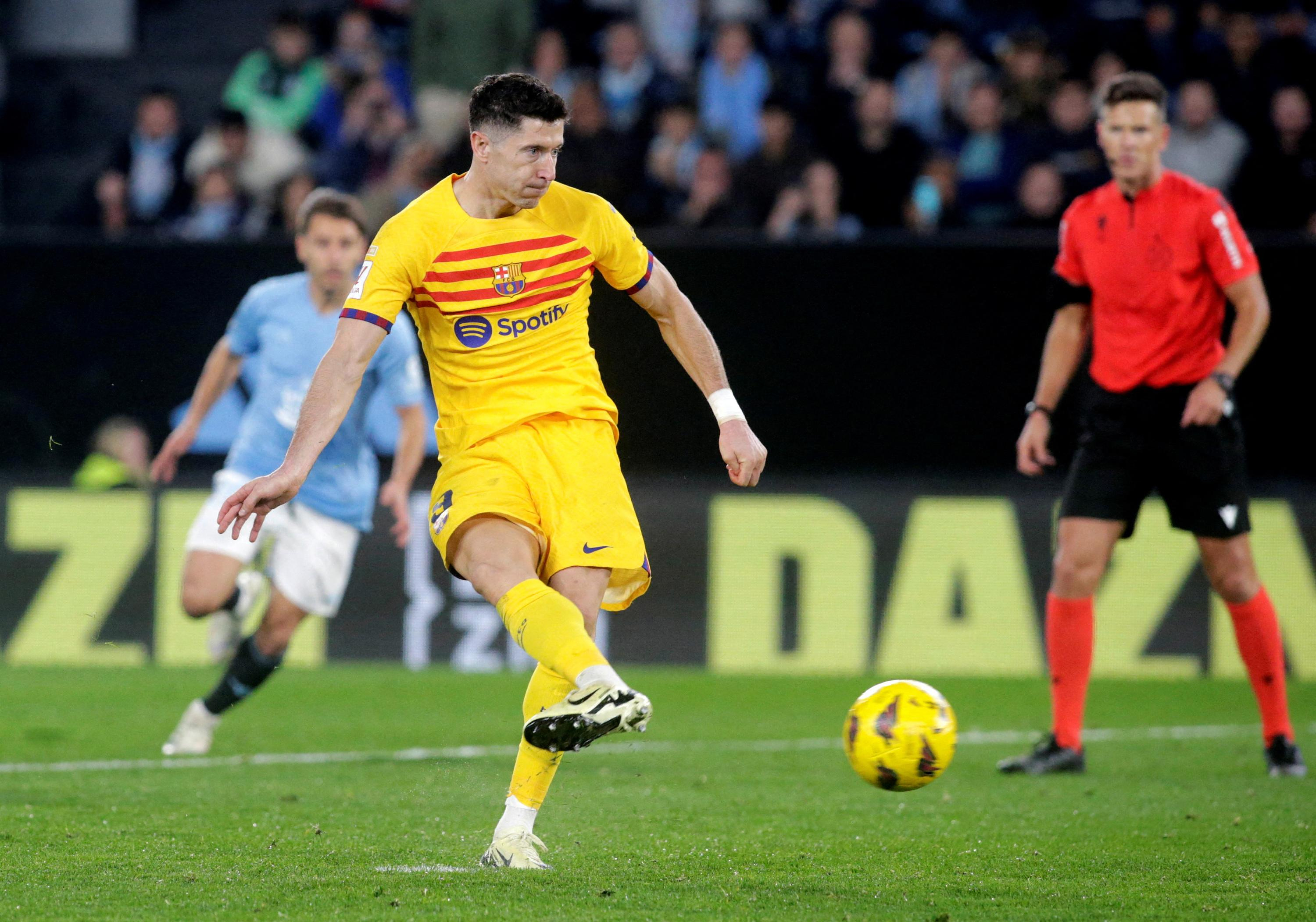 Liga: Barça comes out on top in Vigo with a double from Lewandowski and gets back on the podium