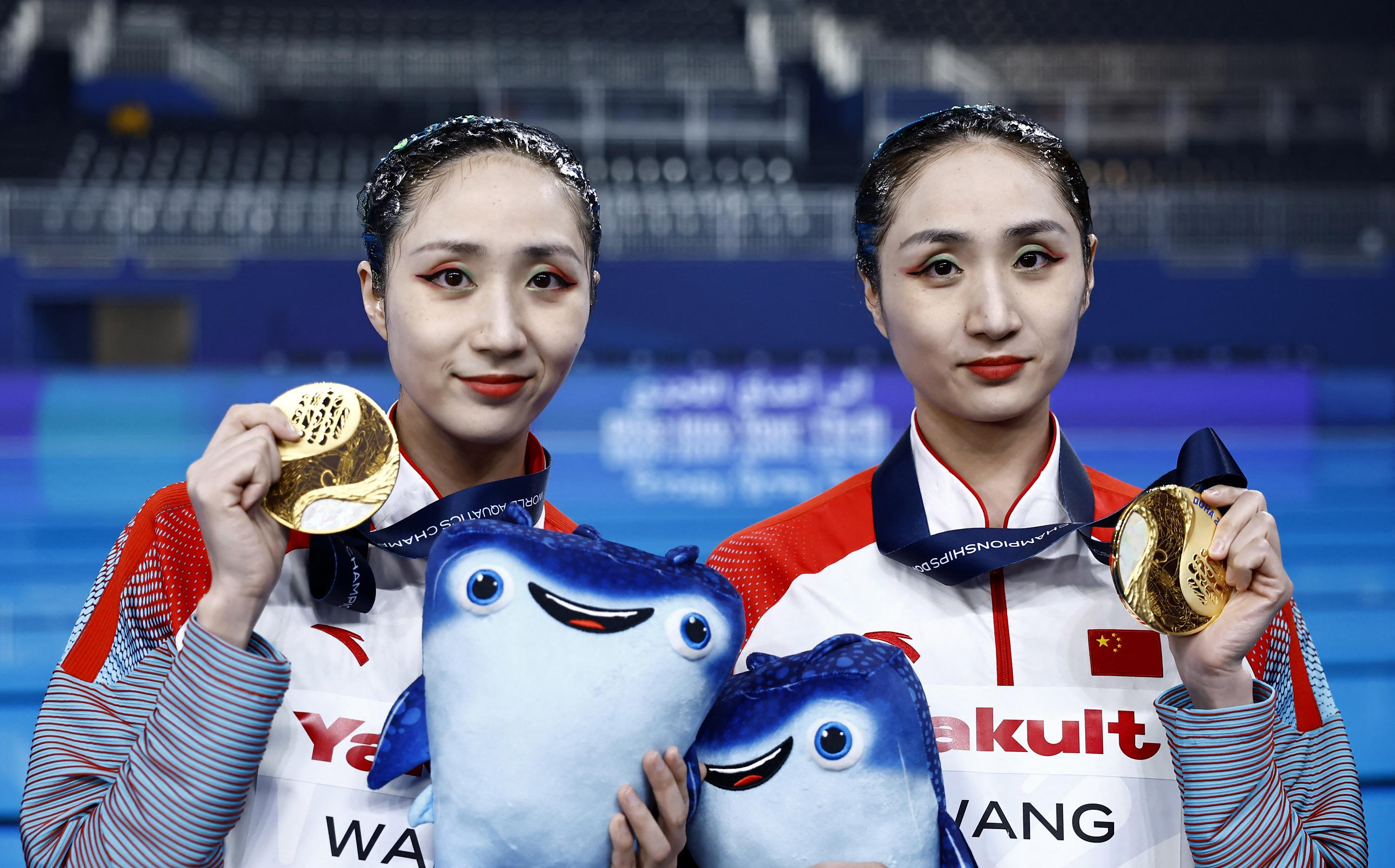 World Artistic Swimming Championships: Wang sisters crowned for the second time