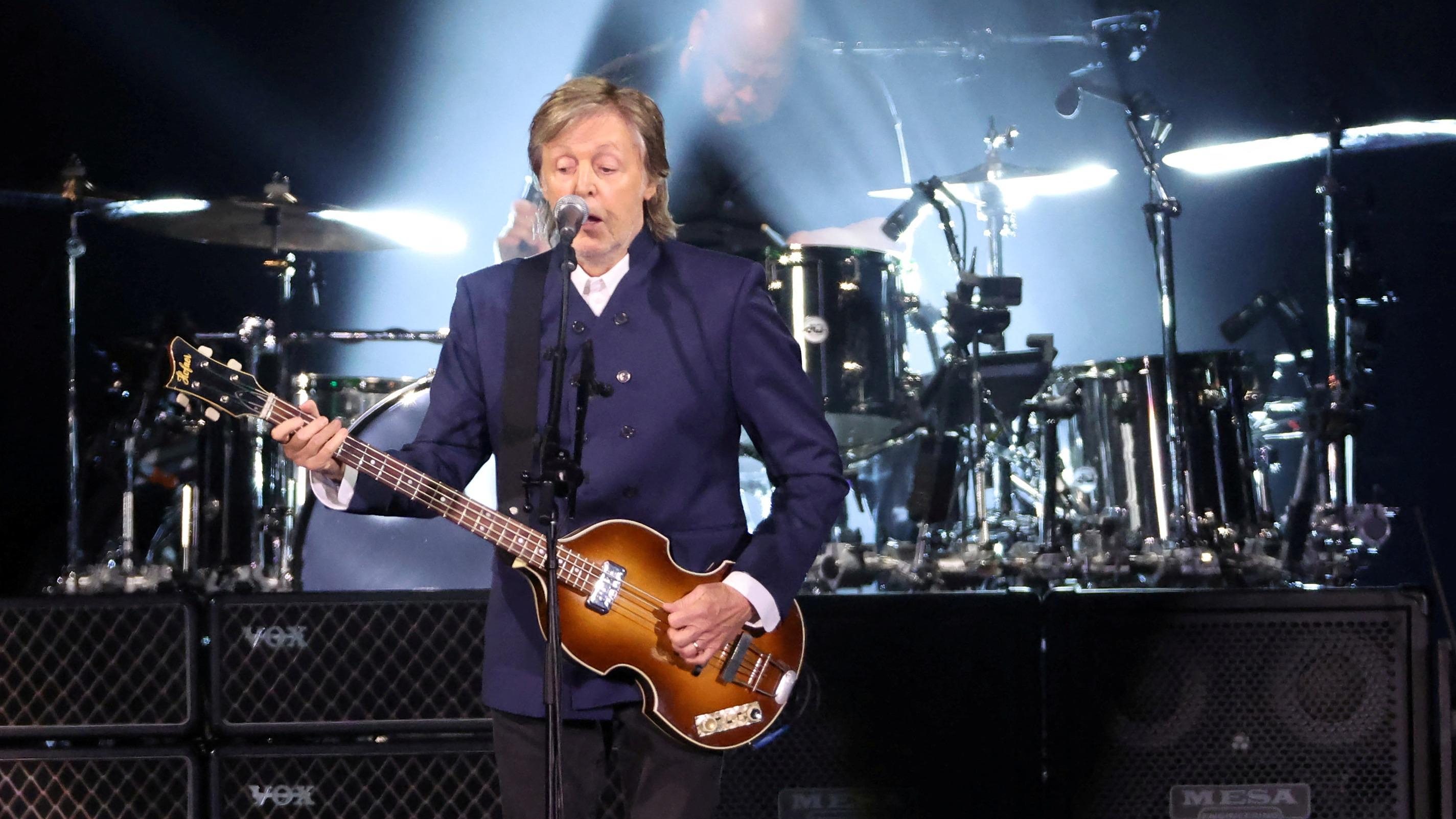 Paul McCartney reveals the secret to the lyrics of the hit Yesterday