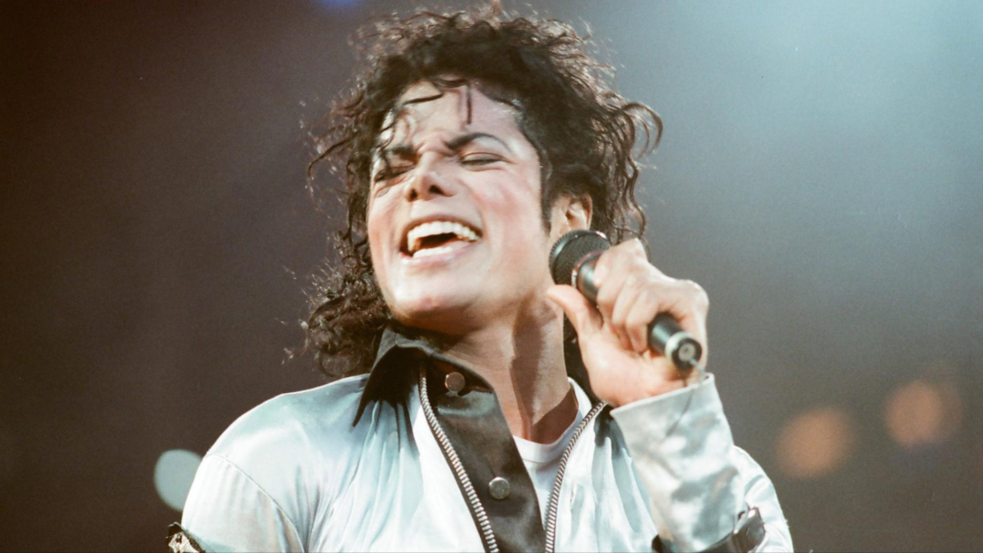 Sony Music buys half of Michael Jackson's catalog at a high price