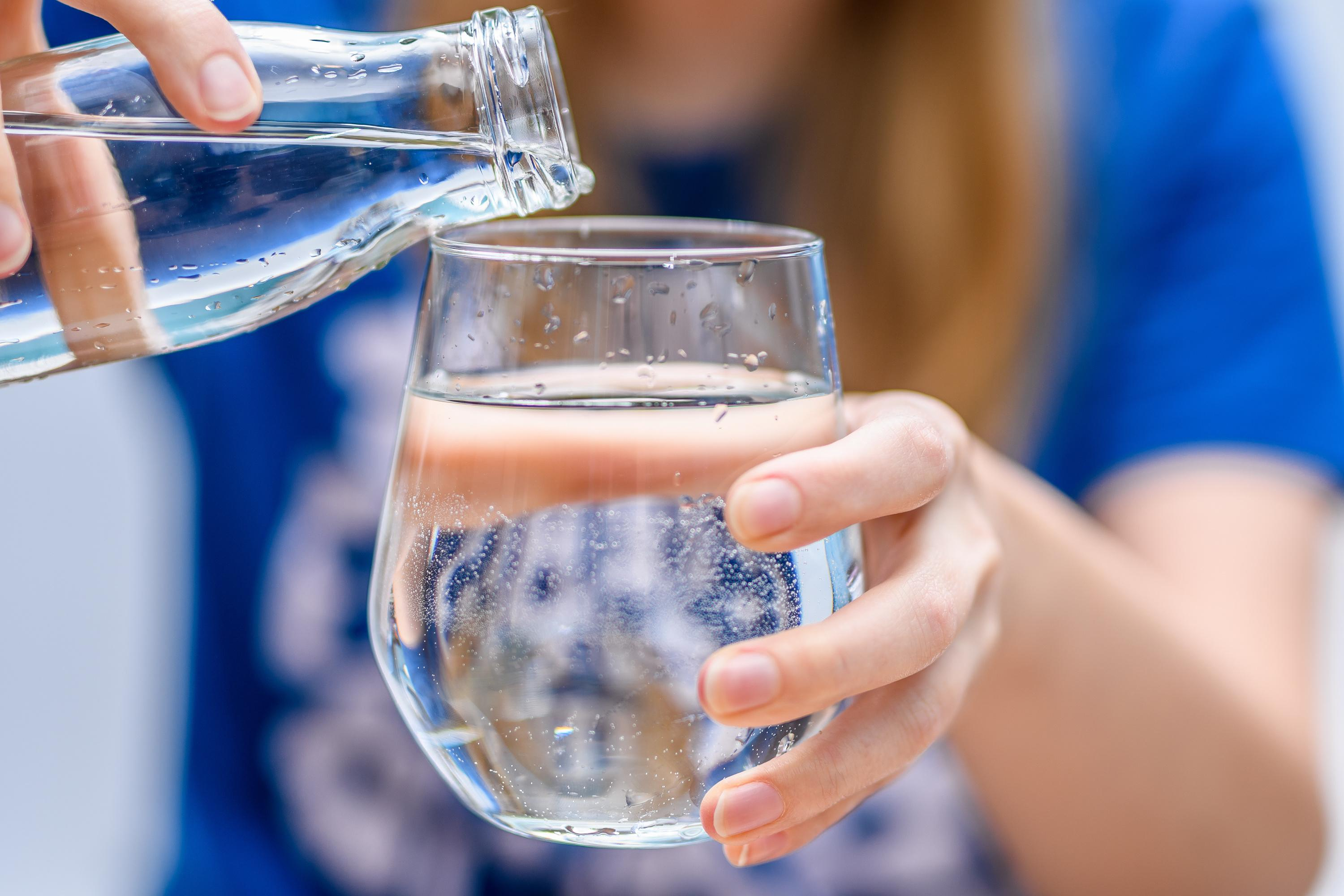 Bottled or tap water: which is better for your health?