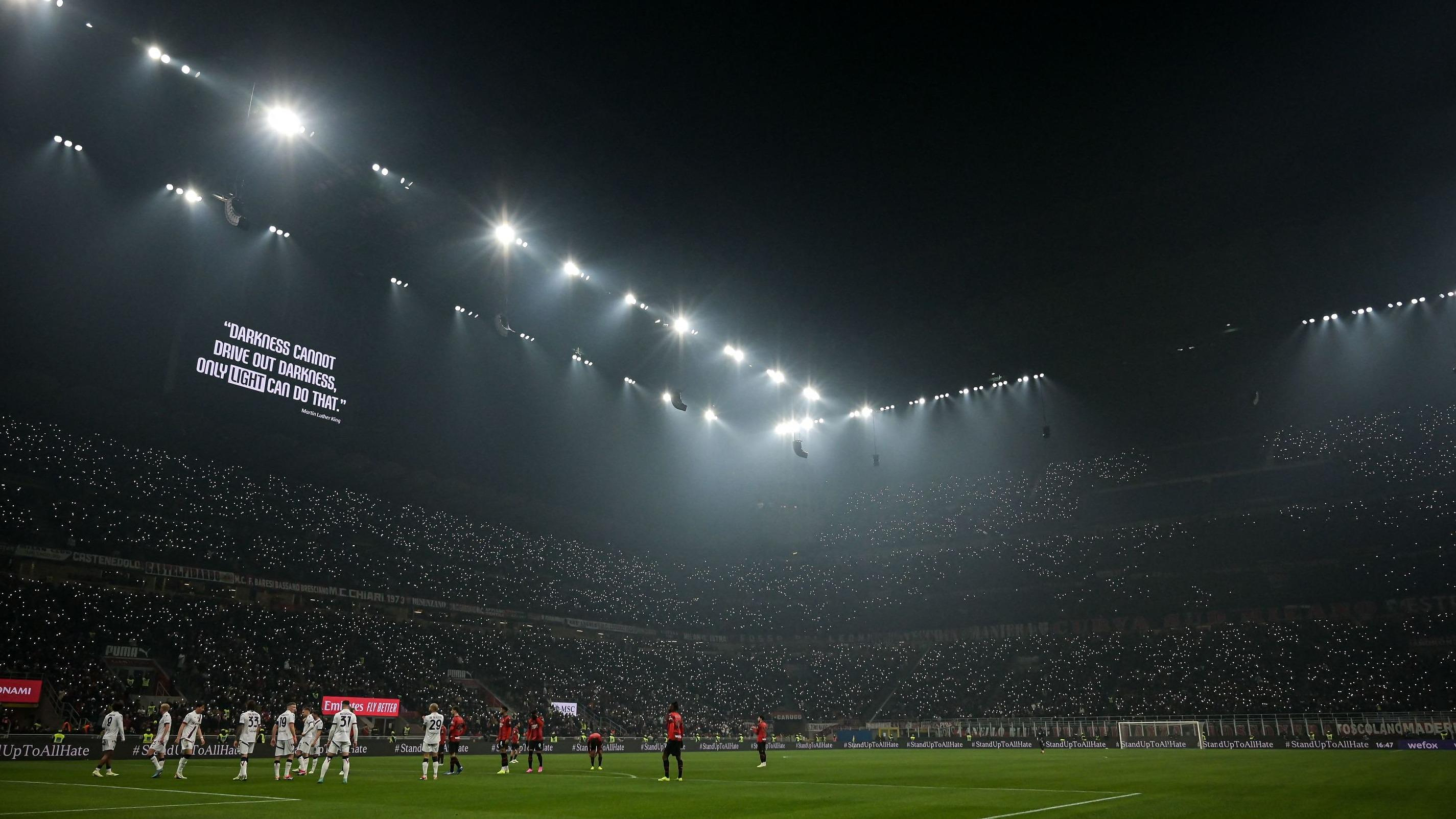 Foot: According to a survey, monkey cries in a stadium are justified for 16% of Italians