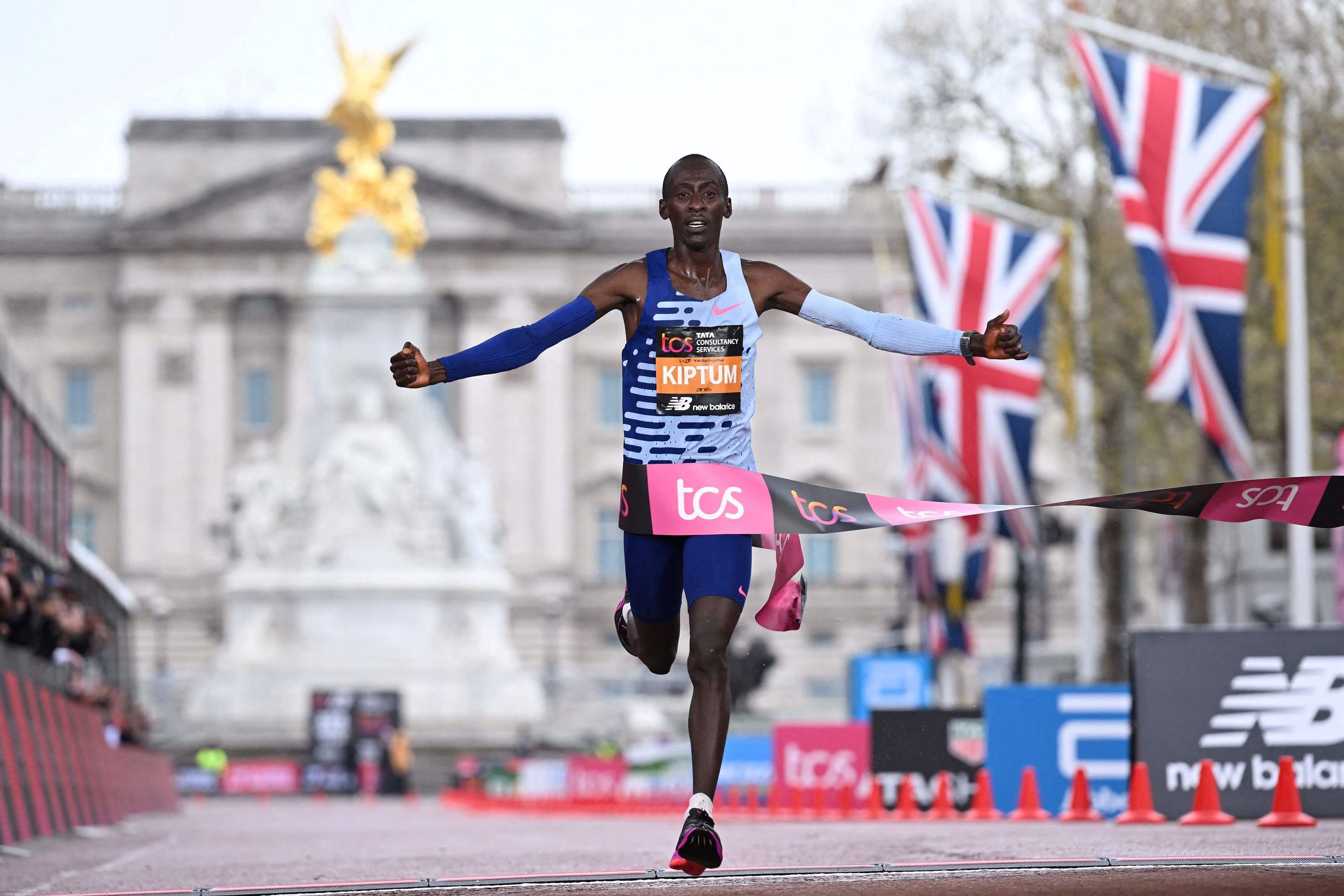 Marathon world record holder Kelvin Kiptum dies in road accident