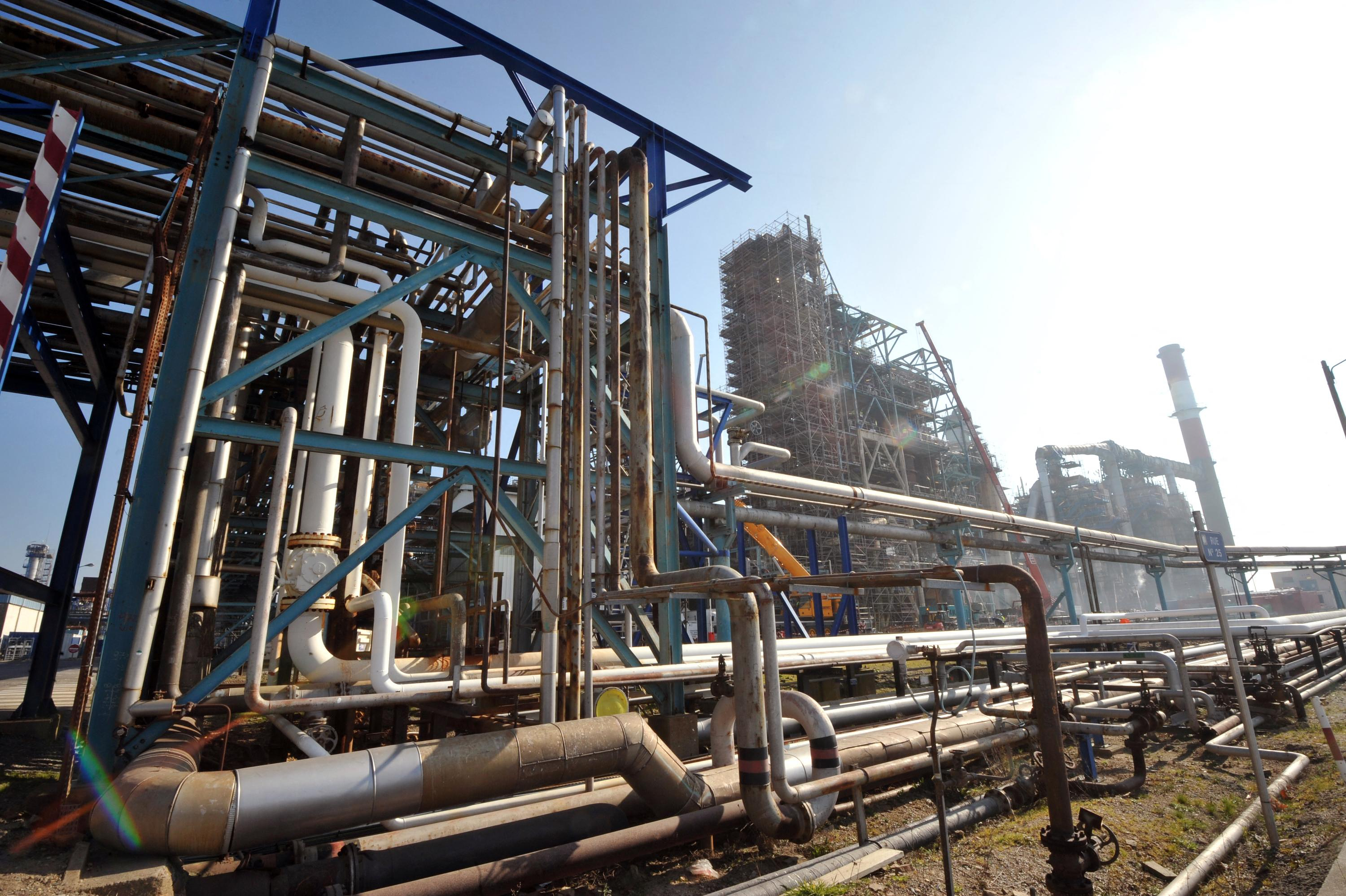 The Donges refinery, second in France, “completely shut down” for “corrosion and leaks”