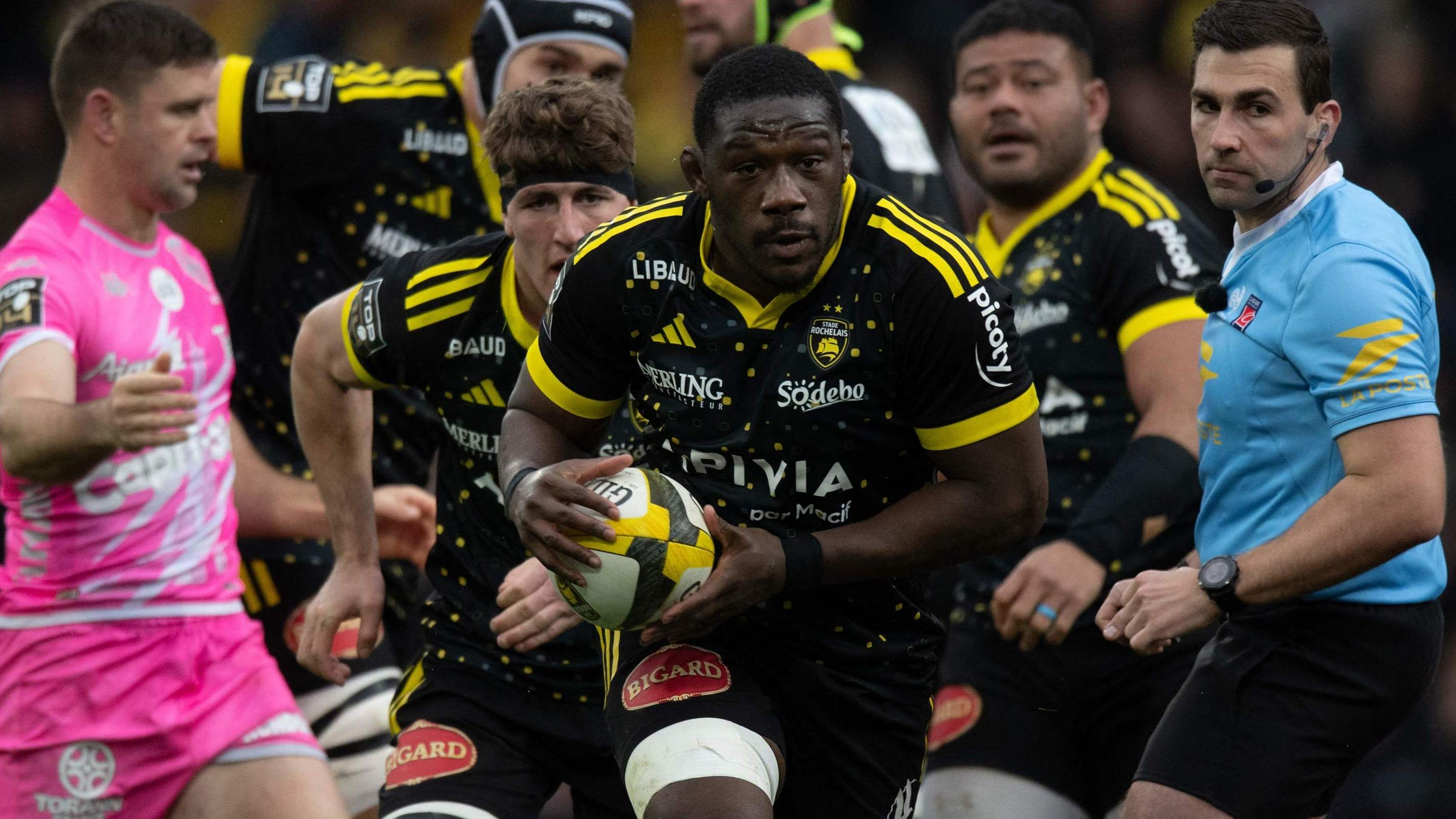 Top 14: La Rochelle returns Tanga and West to the center against Oyonnax