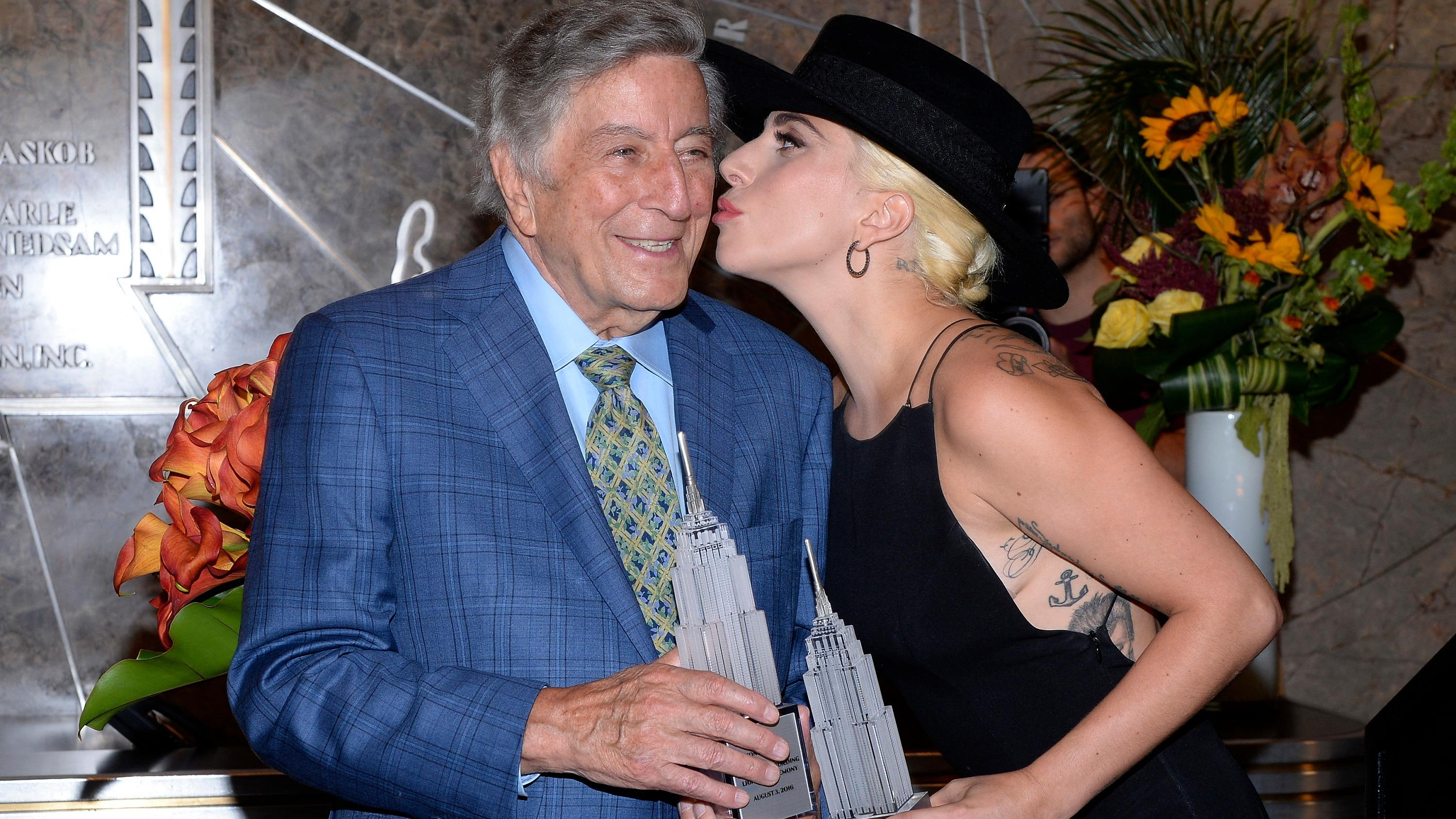 Lady Gaga, Amy Winehouse, Martin Luther King Jr... Letters to Tony Bennett up for auction