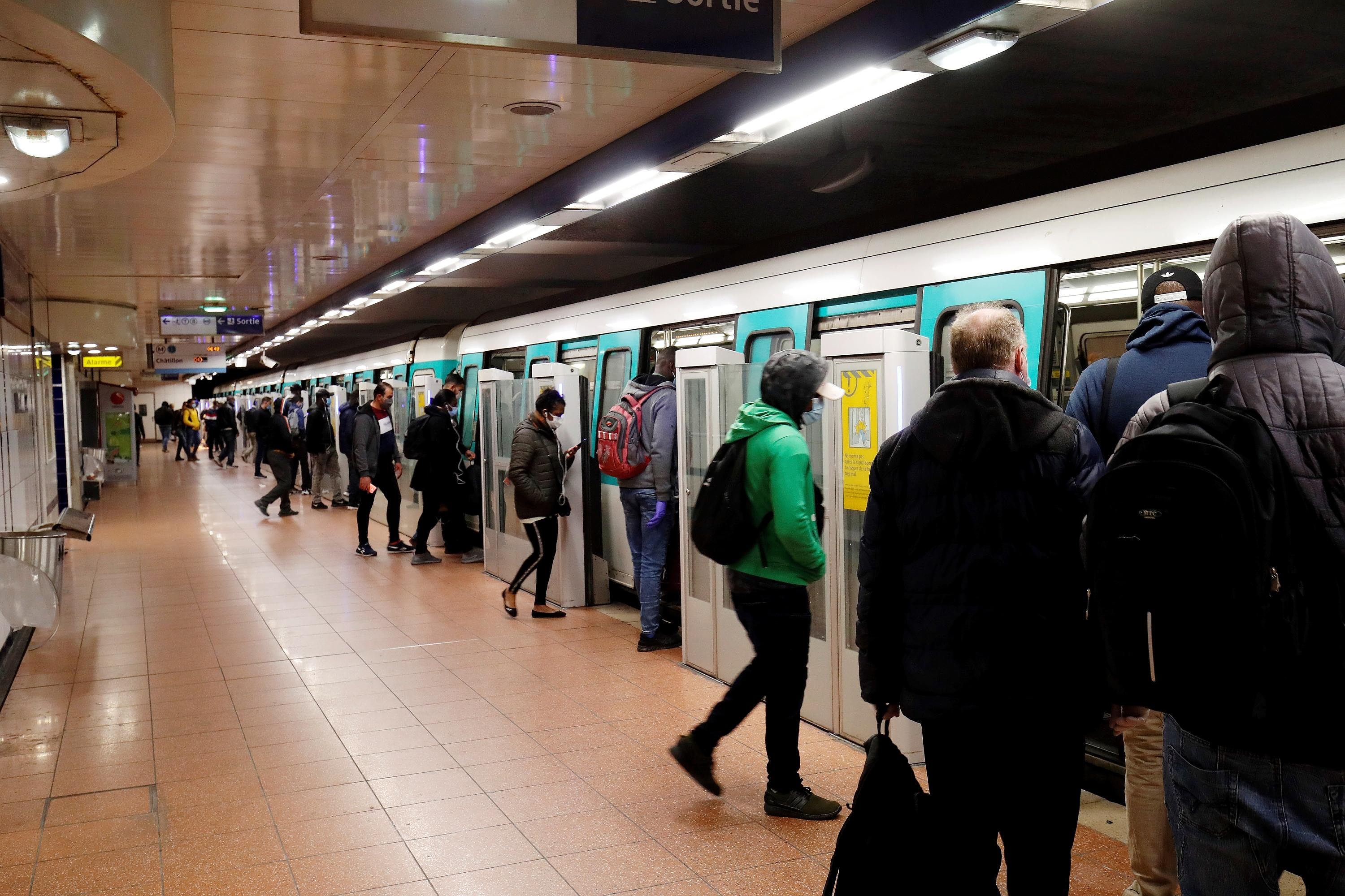 Thanks to intelligent cameras, RATP will indicate the least crowded trains on line 14