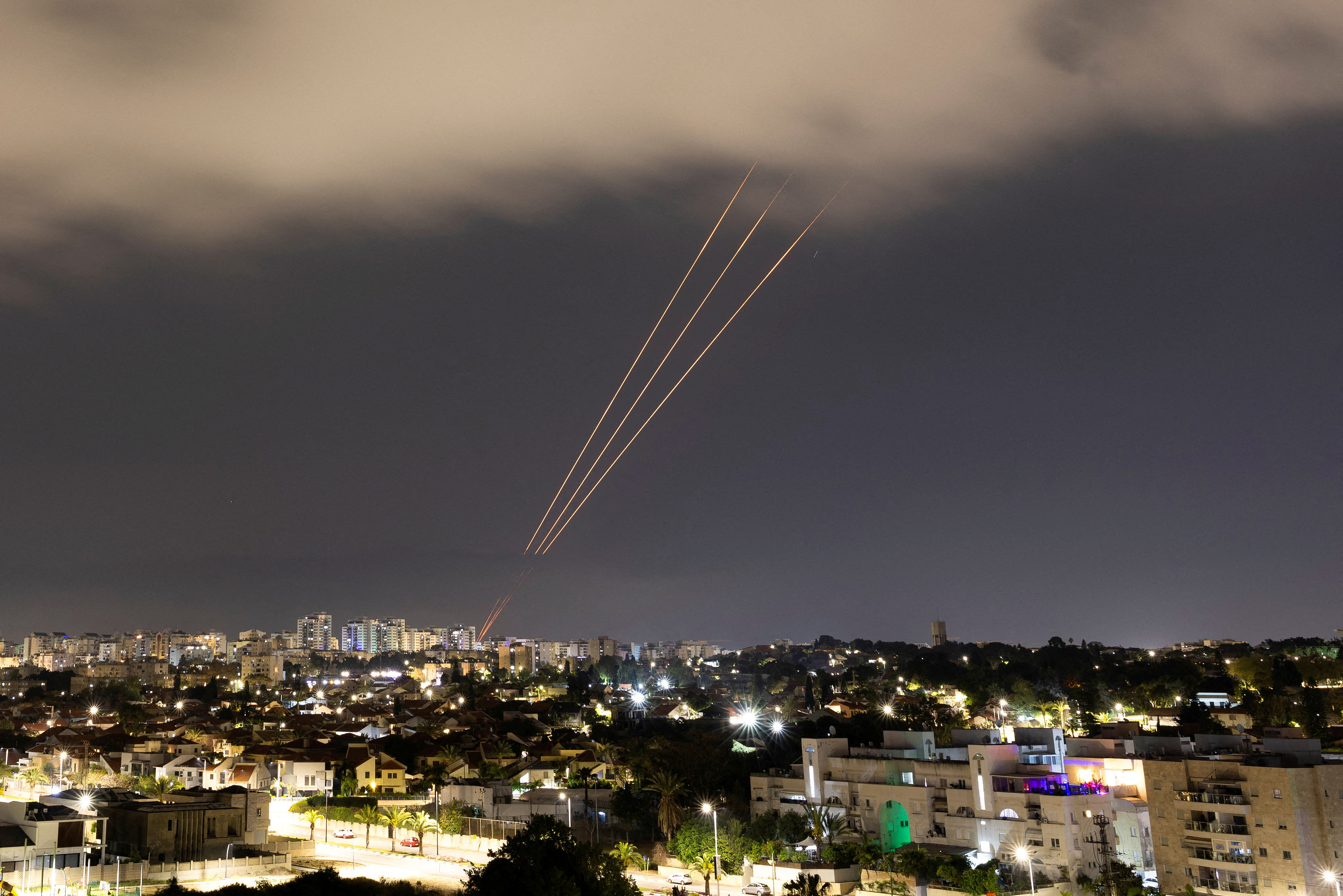 Iran's attack on Israel: missiles intercepted above the Knesset and the Dome of the Rock, holiest site of Islam
