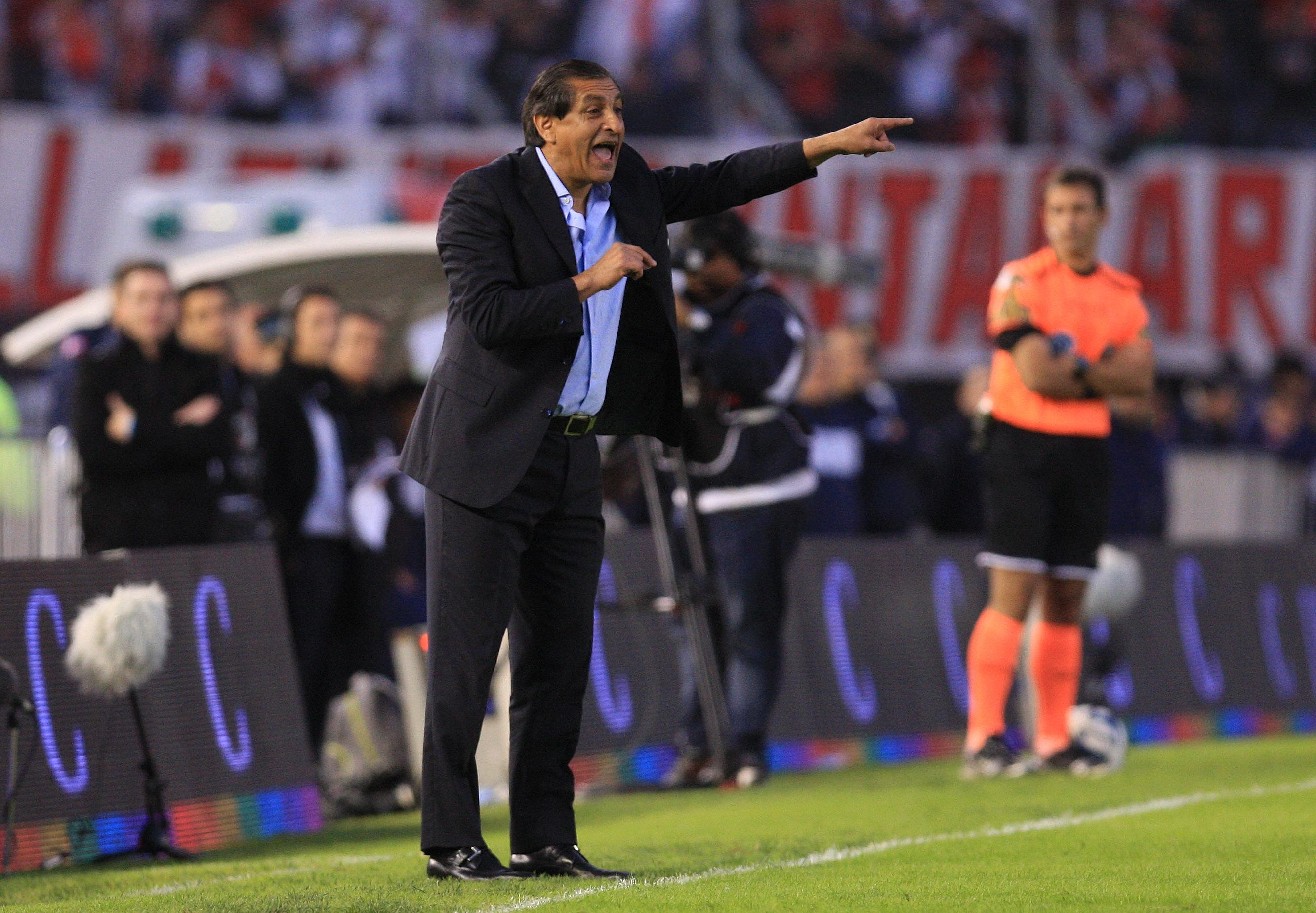 Football: in Brazil, Vasco coach questions the presence of a “woman” referee