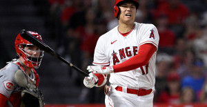 Baseball: Japanese superstar Shohei Ohtani signs record contract with Dodgers