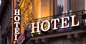 Soaring prices, three nights minimum... The excesses of Parisian hoteliers highlighted as the 2024 Olympics approach