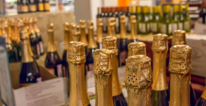 The impressive drop in champagne consumption by the French