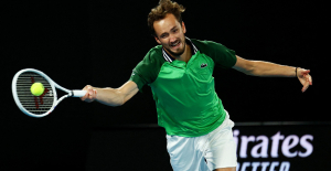 Australian Open: Medvedev overthrows Zverev and will challenge Sinner in the final