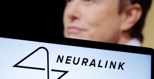 Elon Musk announces that Neuralink has installed its first brain implant