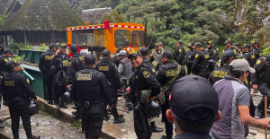 Peru: nearly 700 tourists evacuated from Machu Picchu amid strike