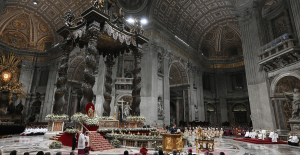 Bernini's baldachin in St. Peter's Basilica will regain its shine