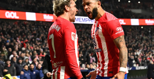Football: Memphis Depay offers Antoine Griezmann a nice gift for his goals record