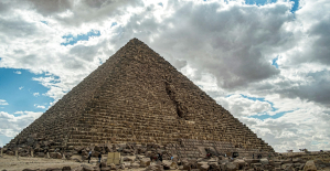 Egypt abandons plan to renovate one of the pyramids of Giza