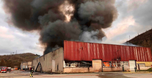 Repeated fires and harmful smoke… Should we be concerned about the storage of lithium batteries in warehouses?