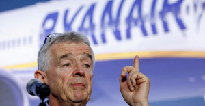 “Wrenches under the floor”, “missing handles”… Ryanair tackles its own Boeing aircraft supplier