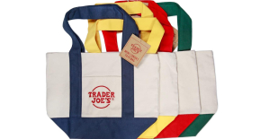 A Trader Joe’s tote bag panics Americans and sells for a high price